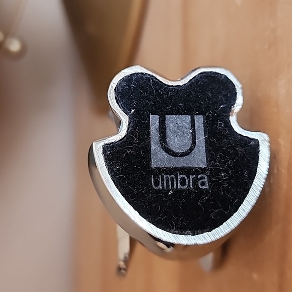UMBRA chrome elephant ring holder - Picture 4 of 8
